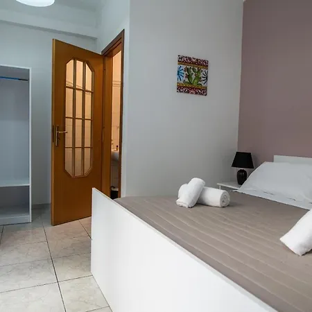 Ada Aparthotel *