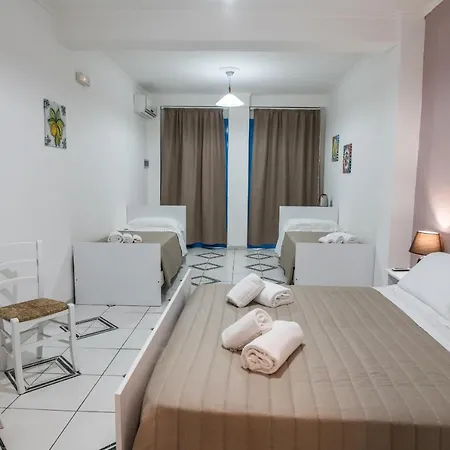 Ada Aparthotel *